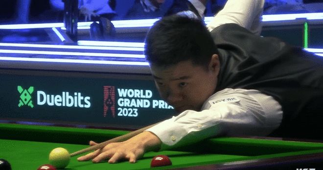 依然保持积 依然保持积